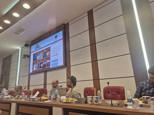 Active Participation of Archieves of Persian Ophthalmology in the Editorial Board Meeting of Tehran University of Medical Sciences